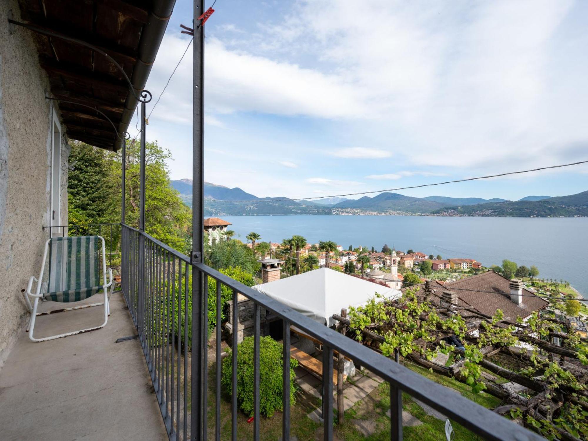 Holiday Home Meri By Interhome Cannero Riviera Exteriör bild